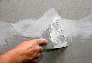 filling cracks in a wall